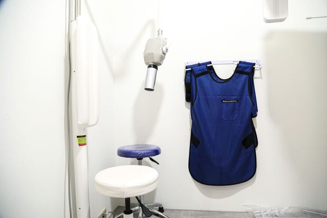 假牙植牙我應該怎麼選？假牙植牙優缺點一定告訴您